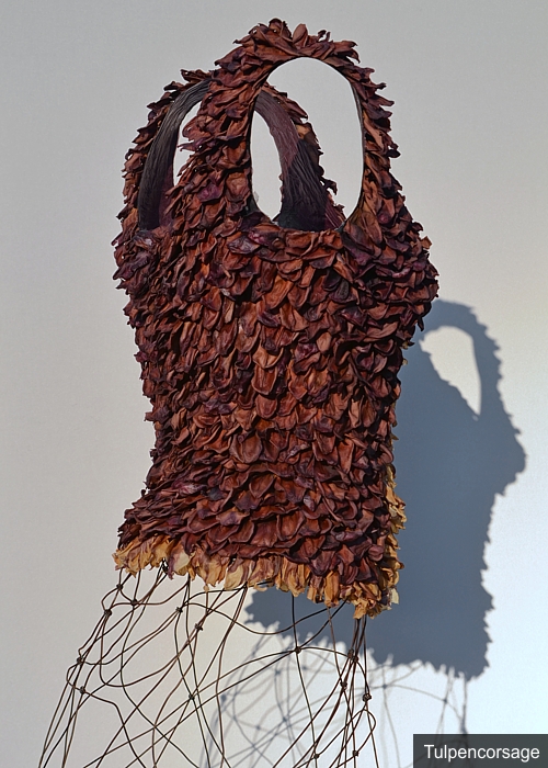 Blütenkleid - Tulpencorsage