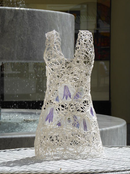 Kunst aus Blueten Doku